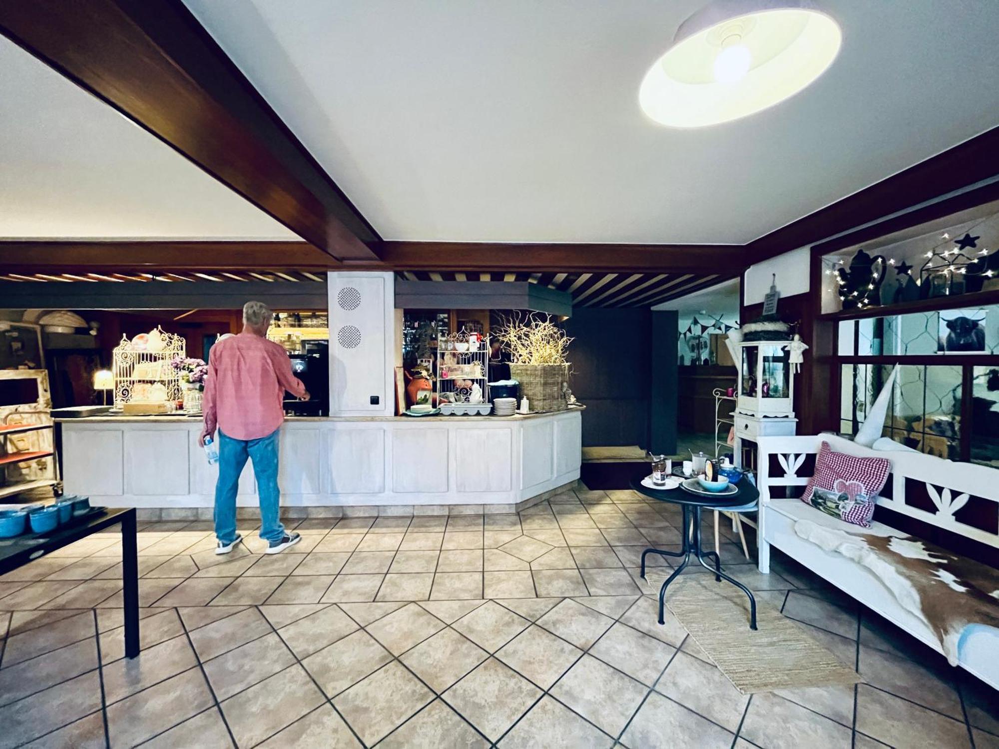 Goldener Hahn B&B Baiersbronn - Ferienwohnungen Mit Hotel Service Nahe Gartenschau Tal X Εξωτερικό φωτογραφία