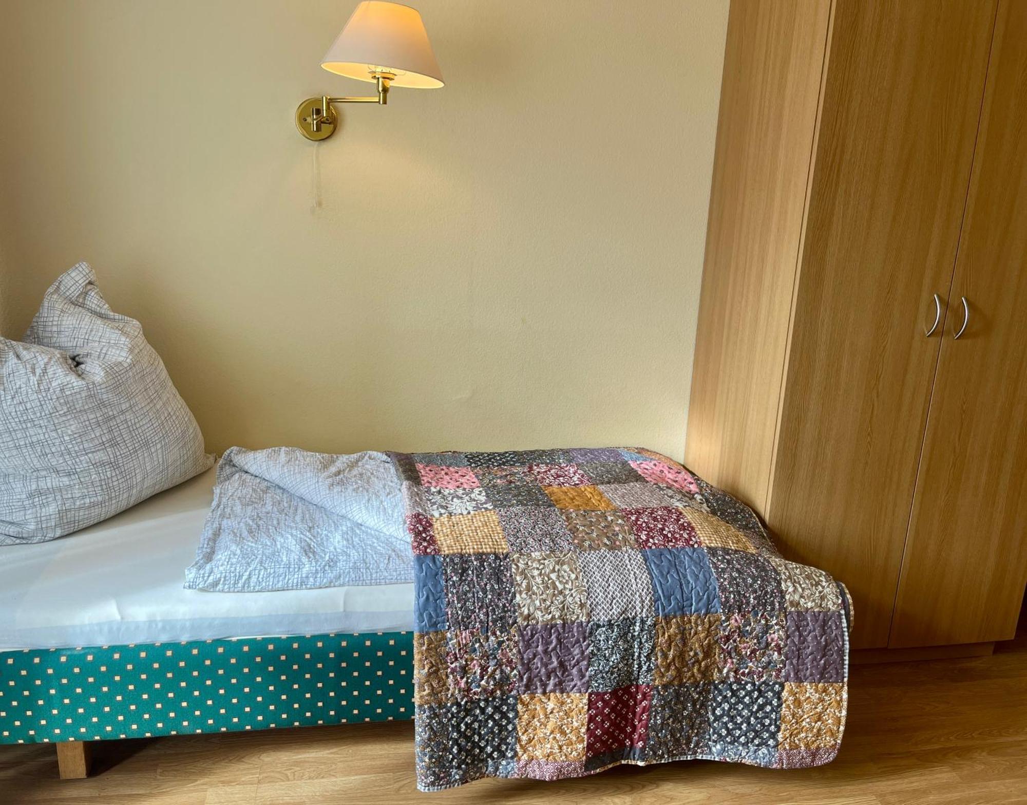 Goldener Hahn B&B Baiersbronn - Ferienwohnungen Mit Hotel Service Nahe Gartenschau Tal X Δωμάτιο φωτογραφία