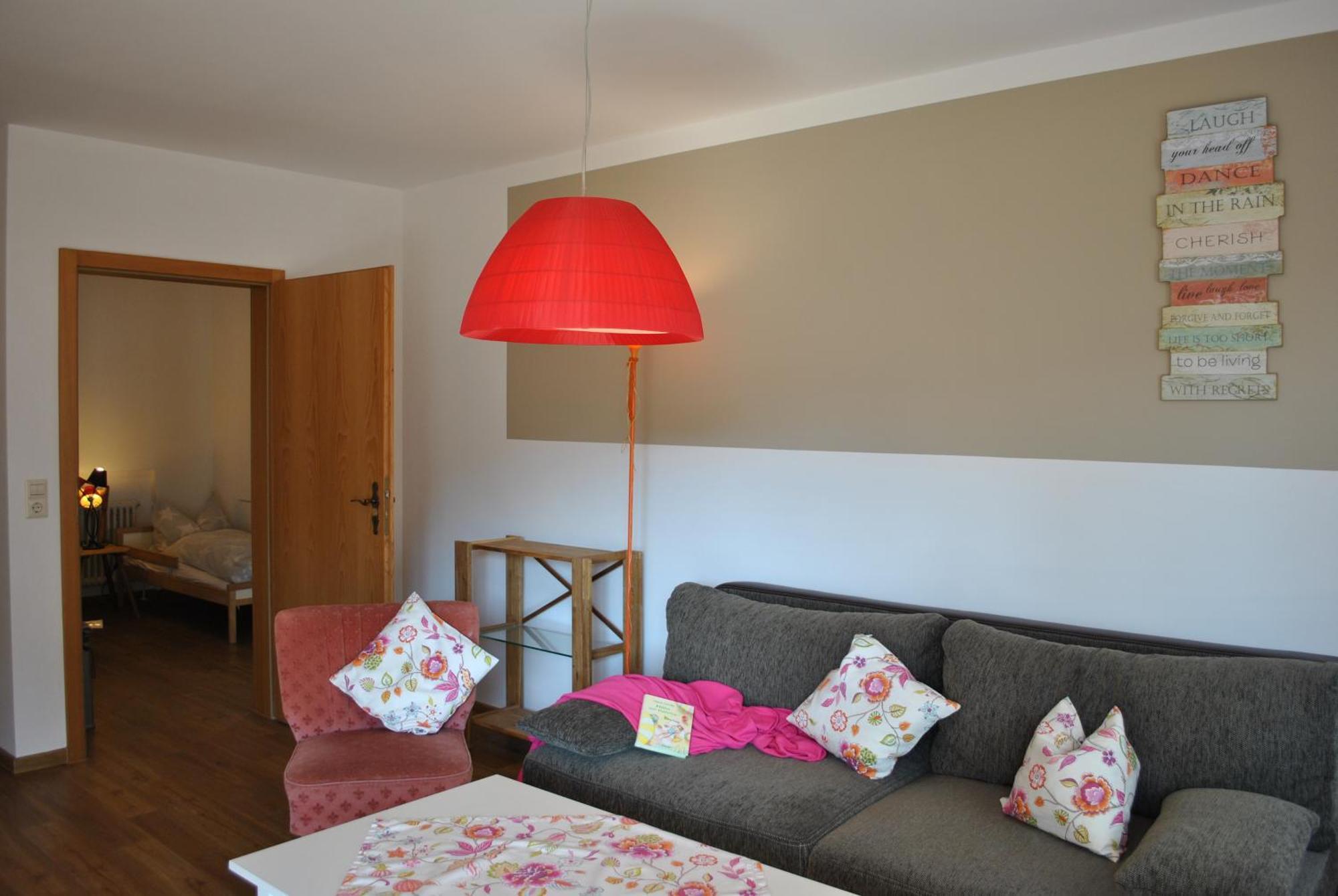 Goldener Hahn B&B Baiersbronn - Ferienwohnungen Mit Hotel Service Nahe Gartenschau Tal X Δωμάτιο φωτογραφία